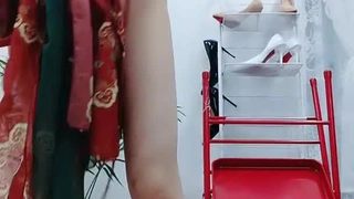 粤水电爆操大长腿舞蹈生，二十四分钟完整版【看简介同城免费约炮】