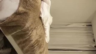 终极高手18岁的女友就是嫩,进去不到几分钟就受不了射了