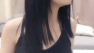 第一视角，偷情射脚，不敢穿回家给男朋友看了