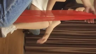 各种高难度姿势操的美女生气说：痛,能不能做正常动作!