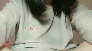 动听中国网陈静和沈妍情趣黑丝吊带双飞小鲜肉