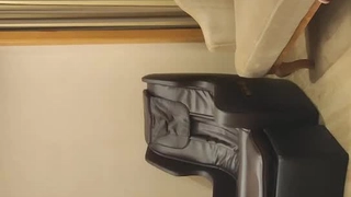 少女继父和继姐参与肛交变态